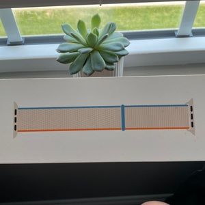 Apple Cream Sport Loop